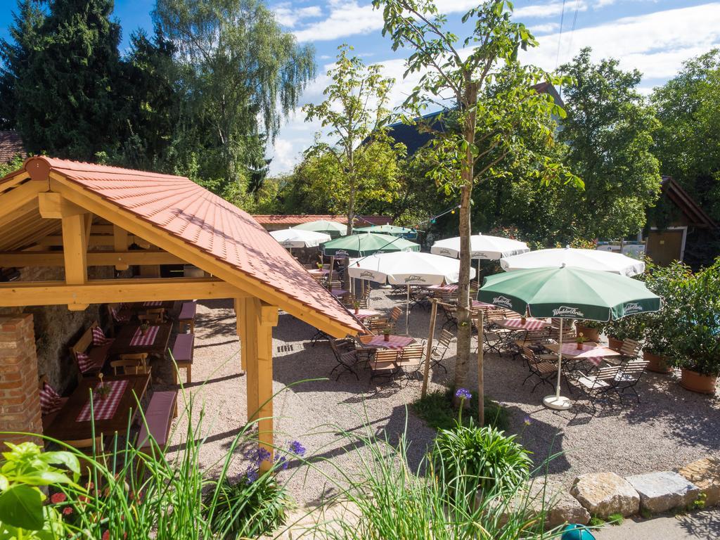 Gasthof Zum Goldenen Kreuz Вильгельмсдорф Экстерьер фото