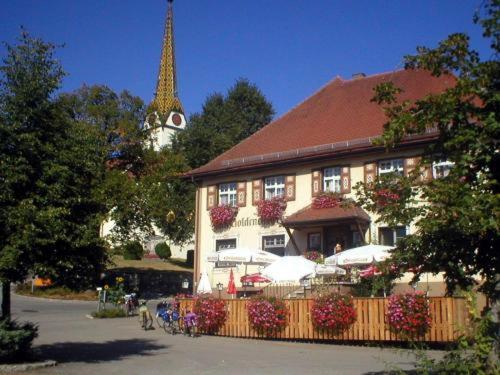 Gasthof Zum Goldenen Kreuz Вильгельмсдорф Экстерьер фото