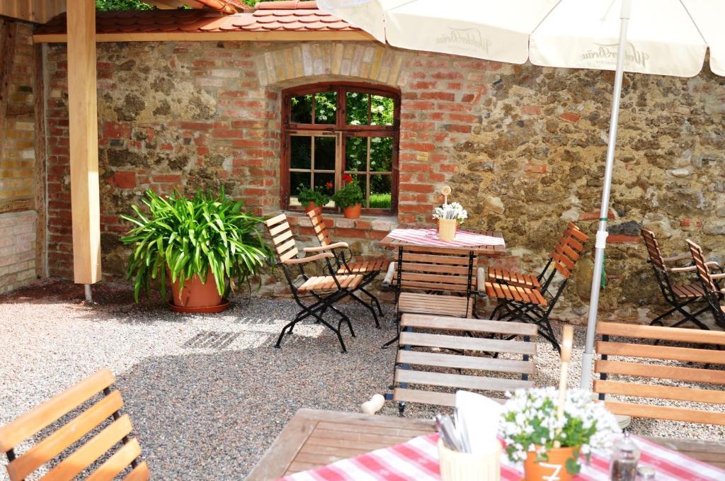 Gasthof Zum Goldenen Kreuz Вильгельмсдорф Экстерьер фото
